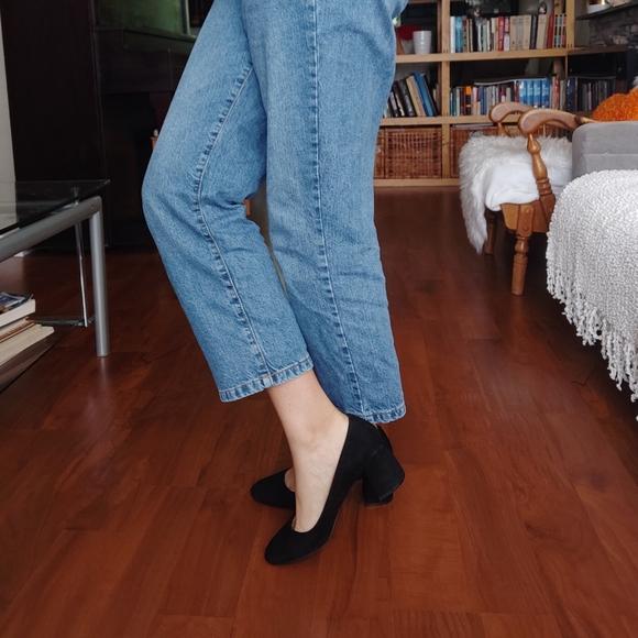 COPY - Black Block Heeled Pumps - Picture 2 of 4